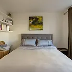 Bright &Spacious One Bedroom Flat Off Canary Wharf